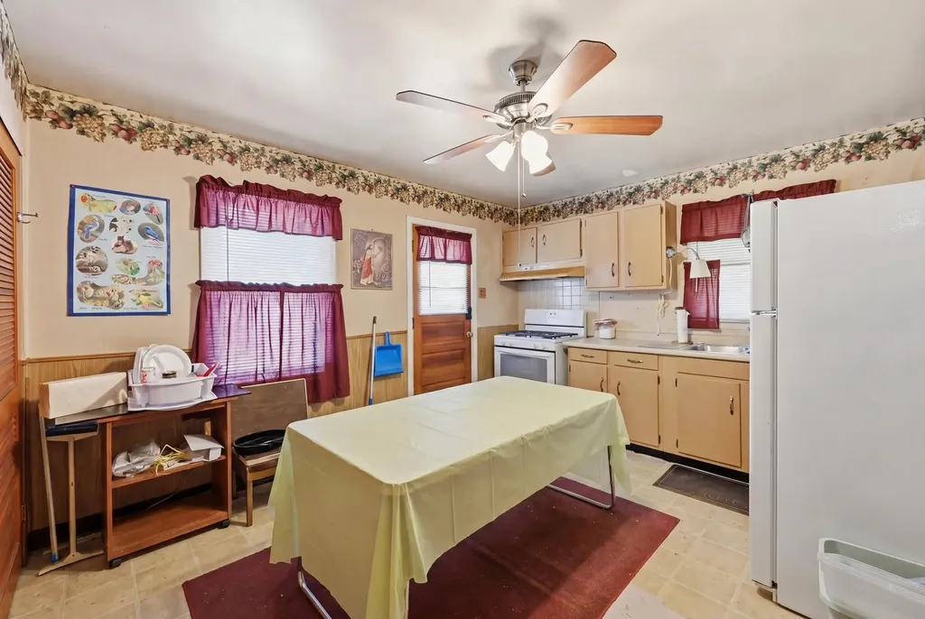 1555 Montrose Drive Lexington KY 40511
