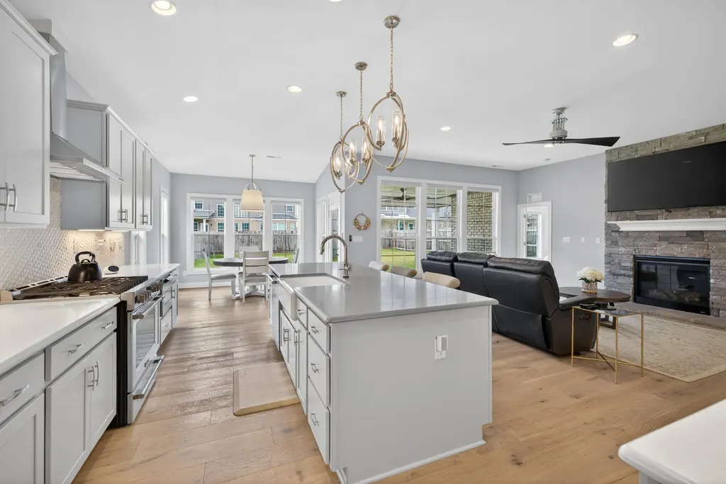 248 Squires Circle Lexington KY 40515