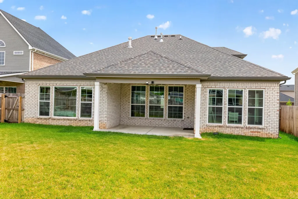 248 Squires Circle Lexington KY 40515