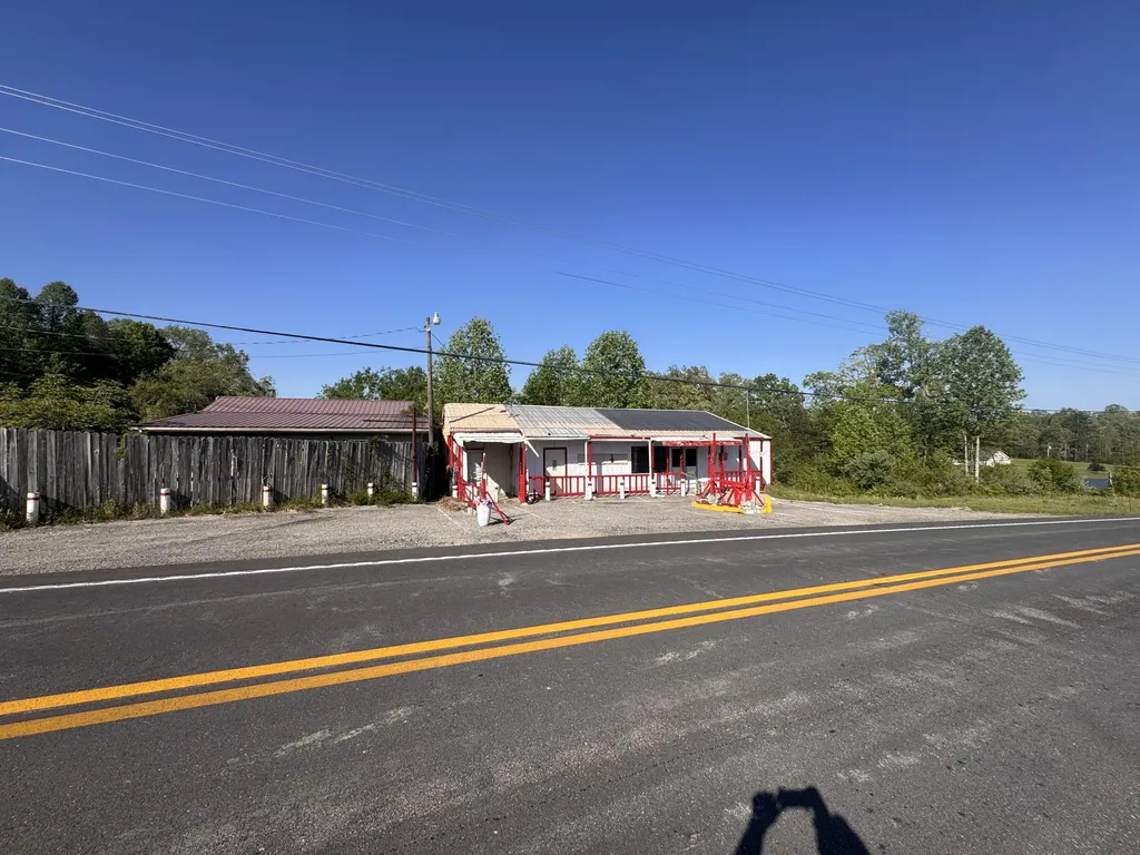 1948 Bee Creek Road Corbin KY 40701