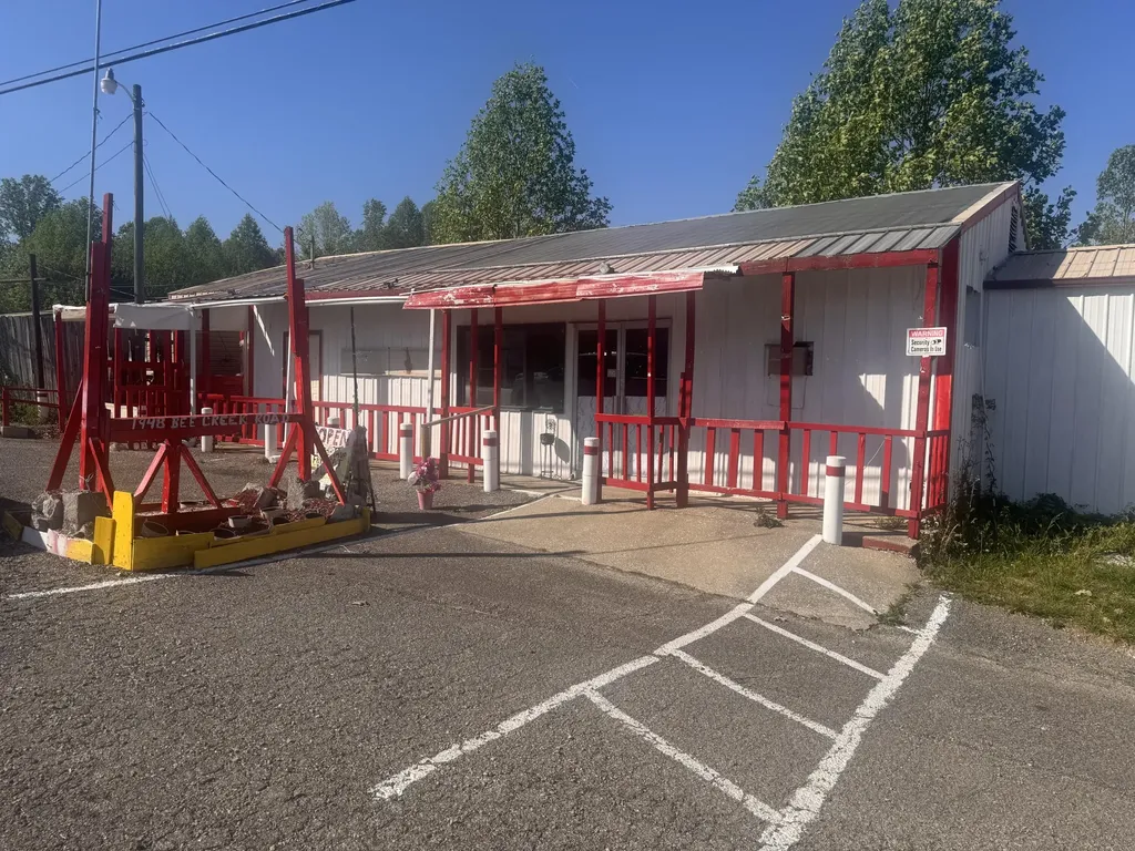 1948 Bee Creek Road Corbin KY 40701