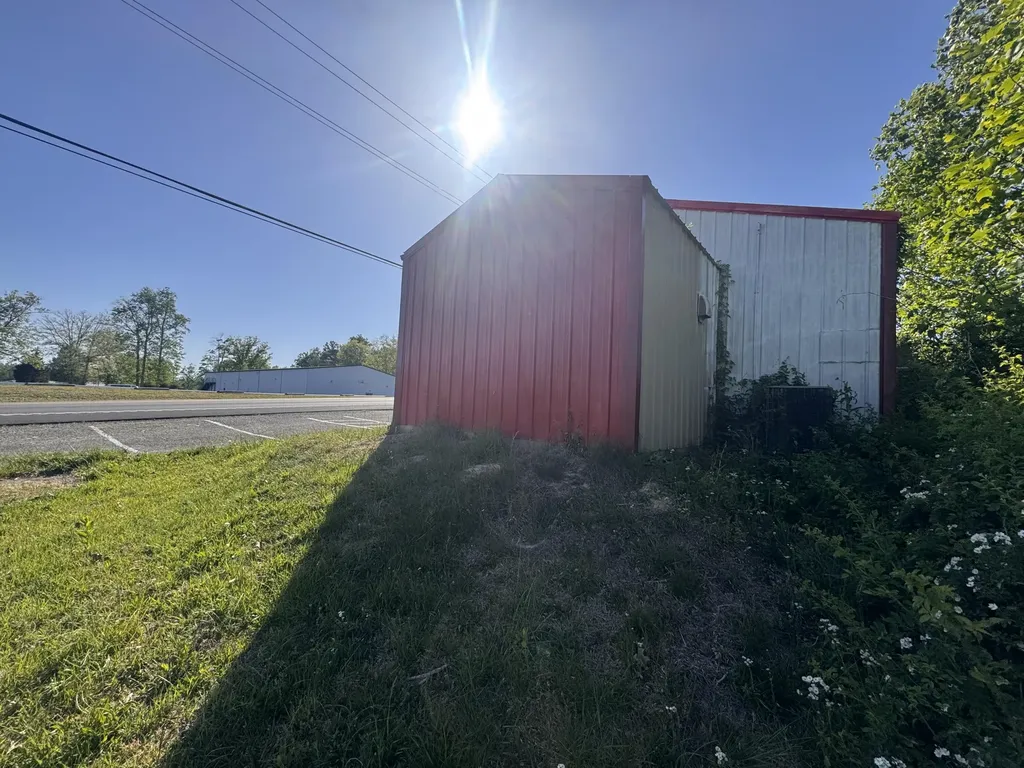 1948 Bee Creek Road Corbin KY 40701