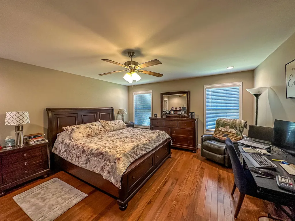 83 Mikes Lane London KY 40744