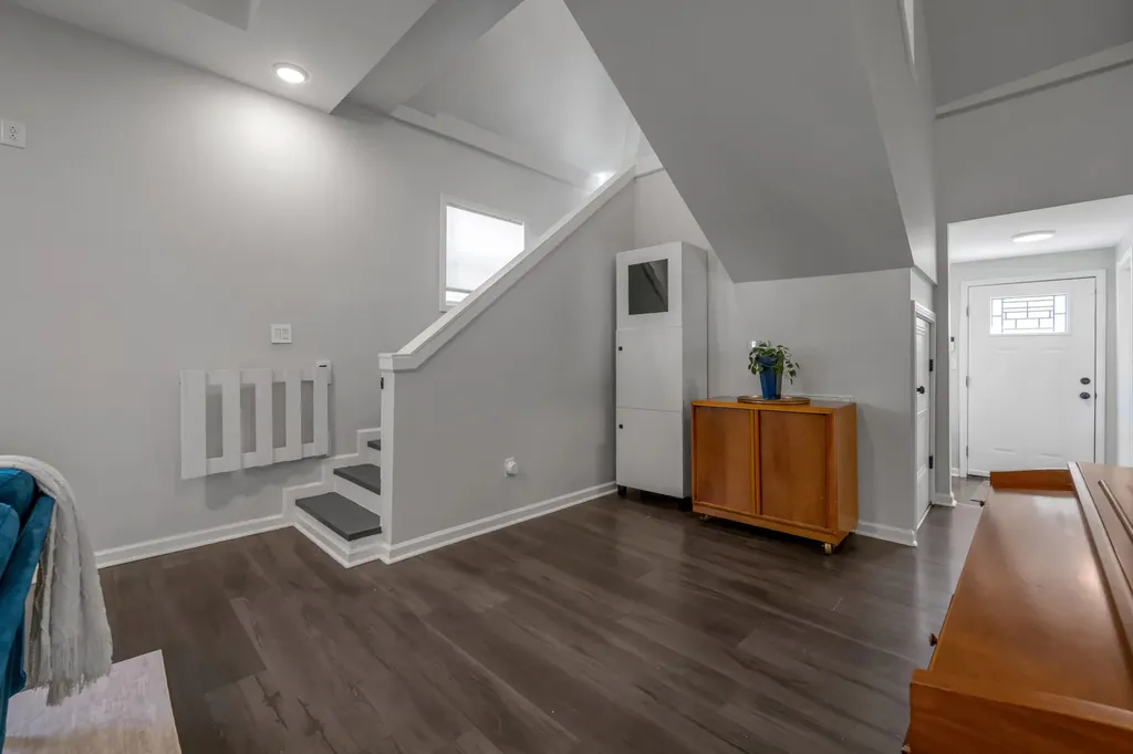 349 E Third Street Lexington KY 40508