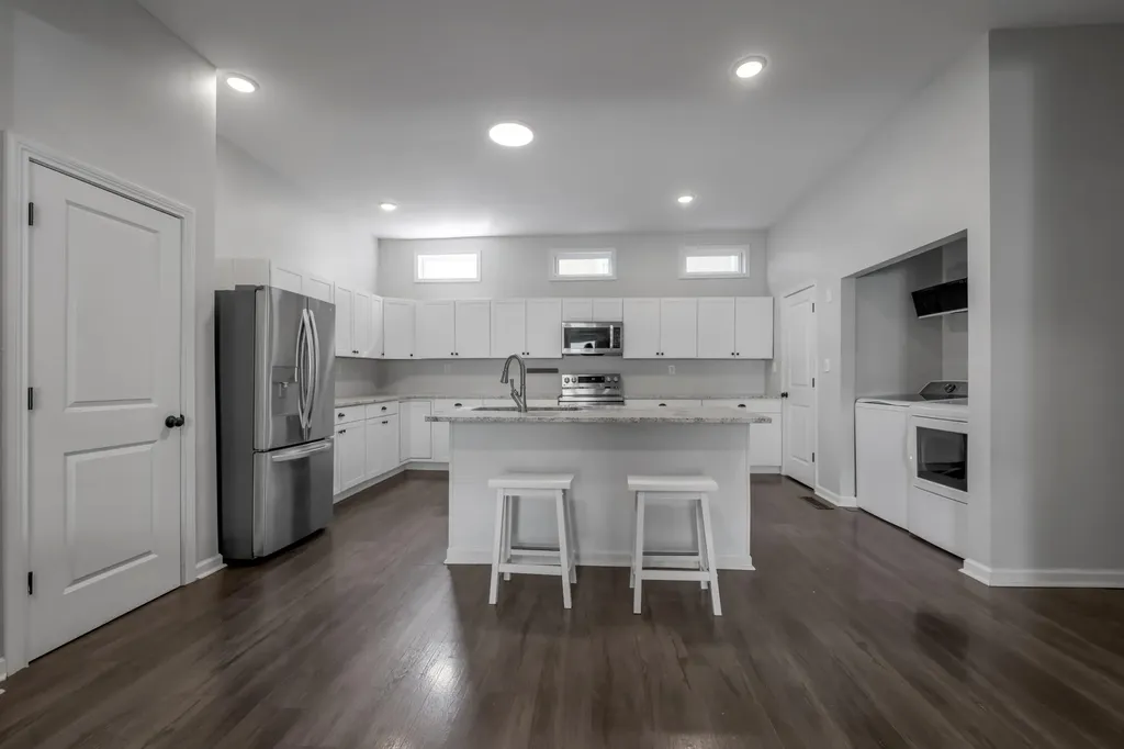349 E Third Street Lexington KY 40508