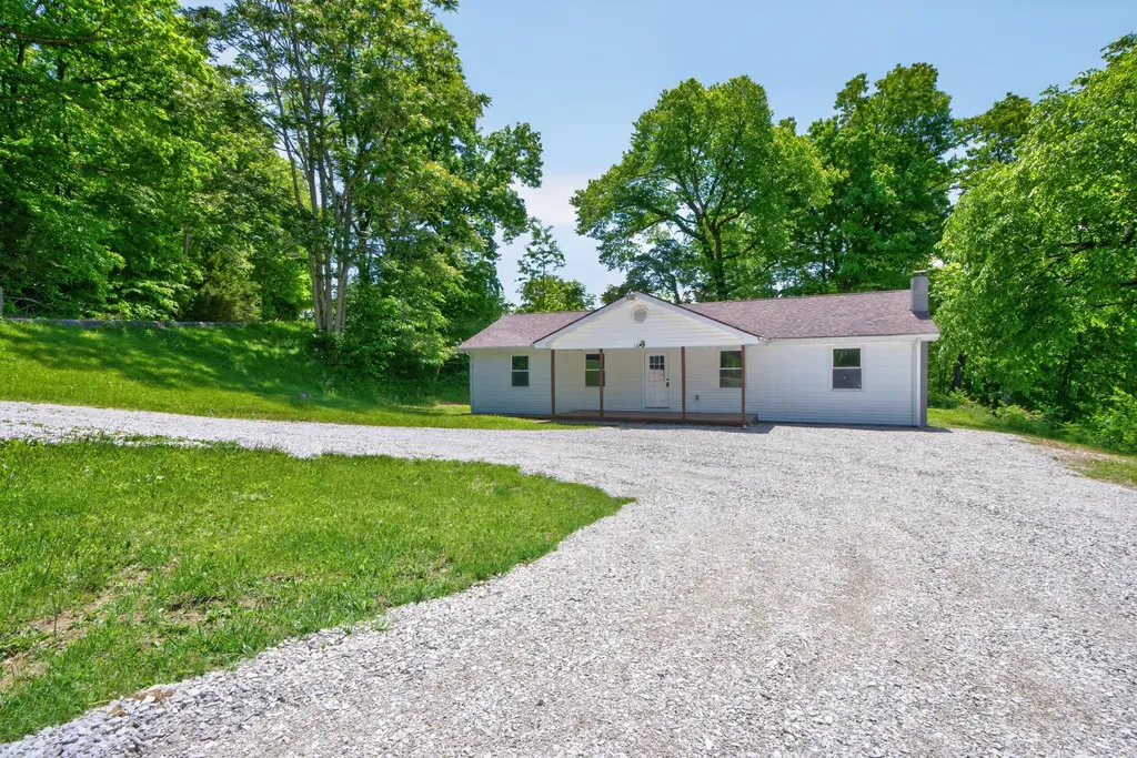 120 State Highway 3447 Mckee KY 40447