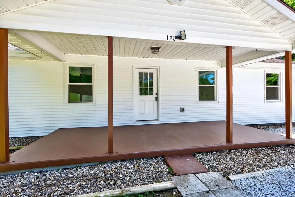 120 State Highway 3447 Mckee KY 40447