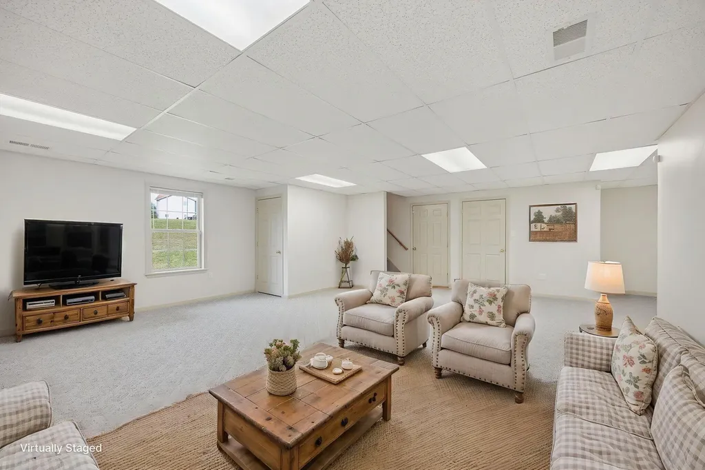 153 Gainsway Drive Nicholasville KY 40356