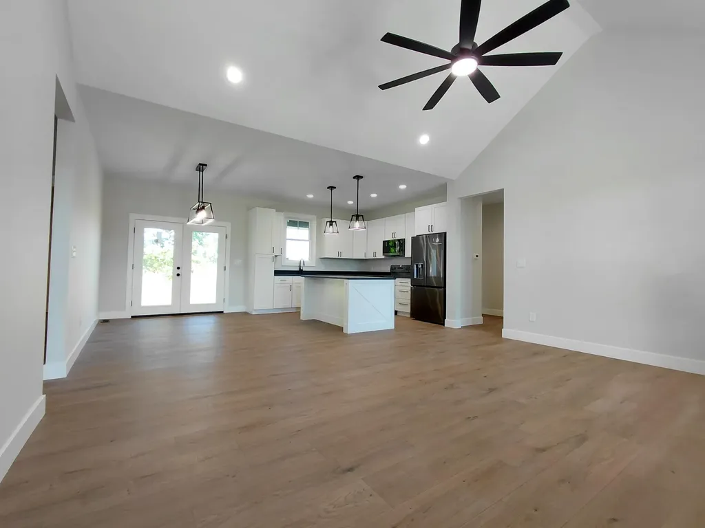 20 Lakeview Road Stanford KY 40484