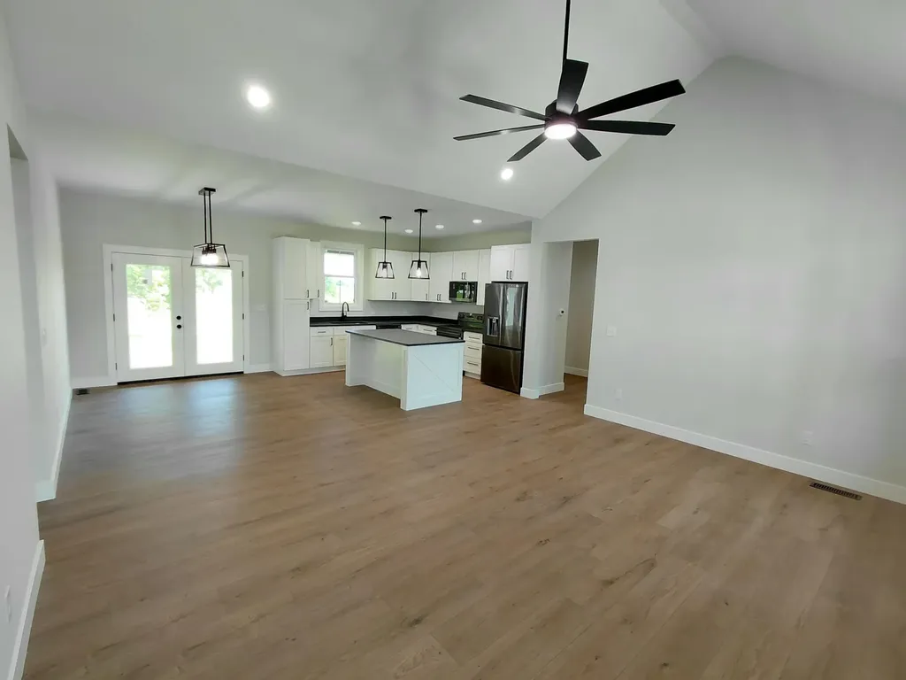 20 Lakeview Road Stanford KY 40484