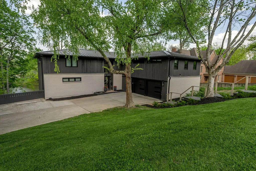 2005 Lakeside Drive Lexington KY 40502