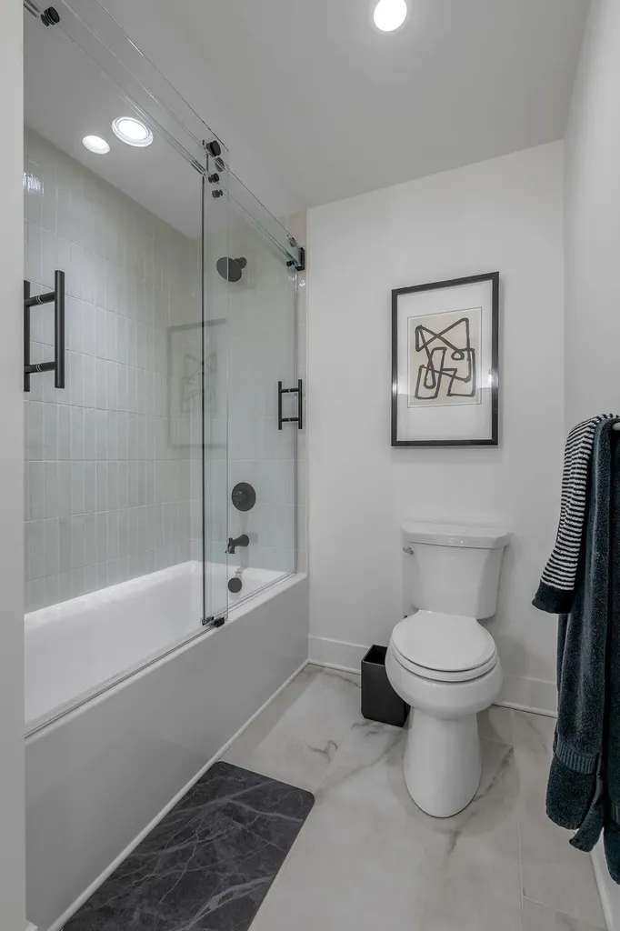 2005 Lakeside Drive Lexington KY 40502