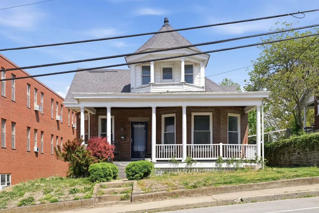 306 E Pike Street Cynthiana KY 41031