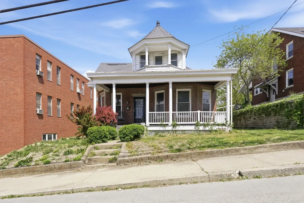 306 E Pike Street Cynthiana KY 41031