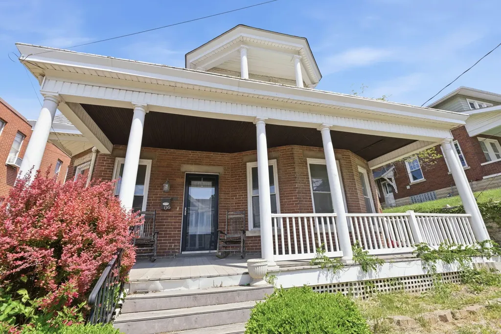 306 E Pike Street Cynthiana KY 41031
