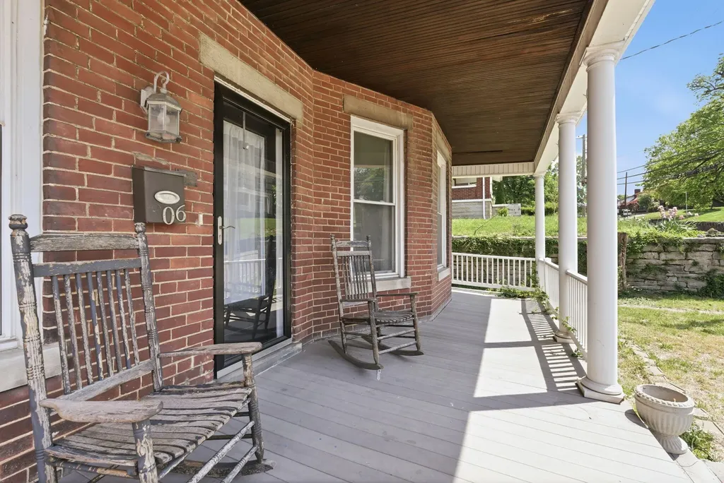 306 E Pike Street Cynthiana KY 41031