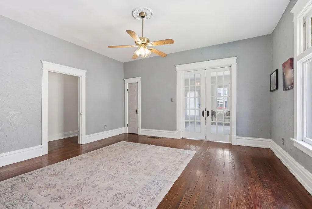 306 E Pike Street Cynthiana KY 41031