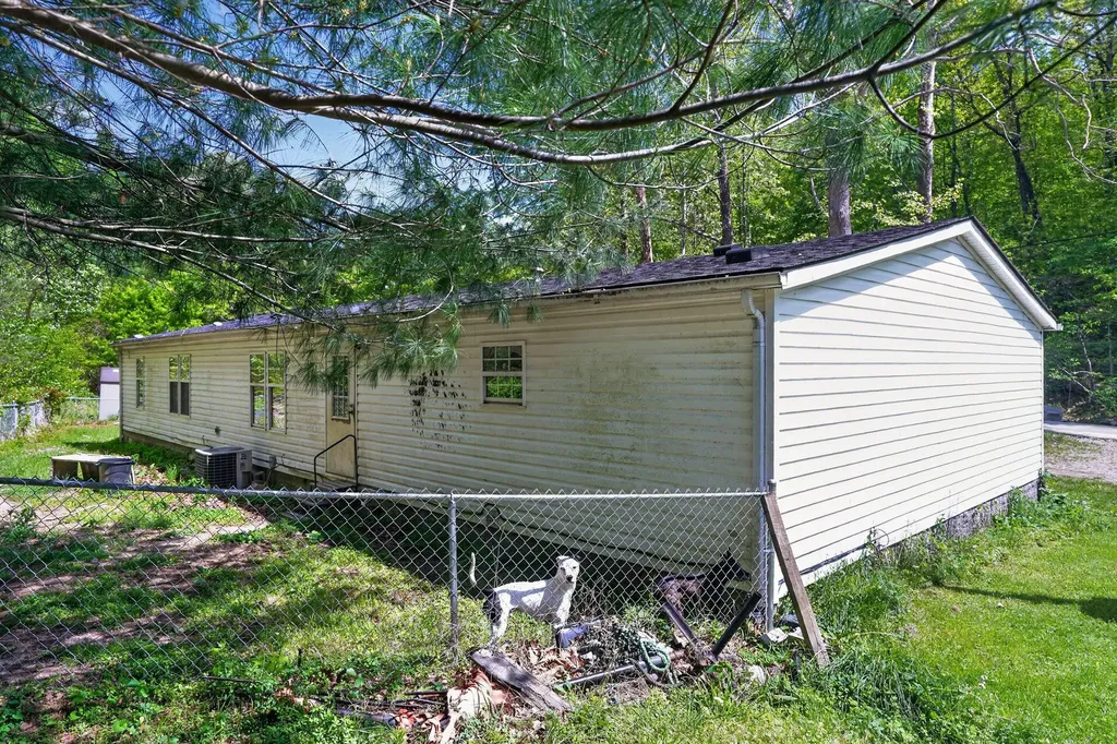 100 Abney Hollow Road Clay City KY 40312