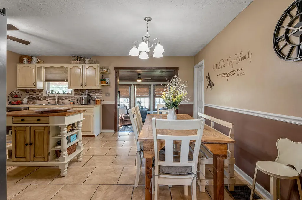 2815 Nest Egg Road Mt Sterling KY 40353