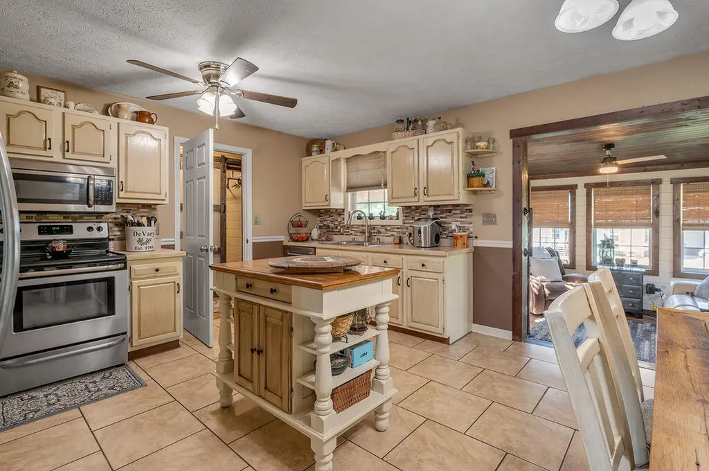 2815 Nest Egg Road Mt Sterling KY 40353