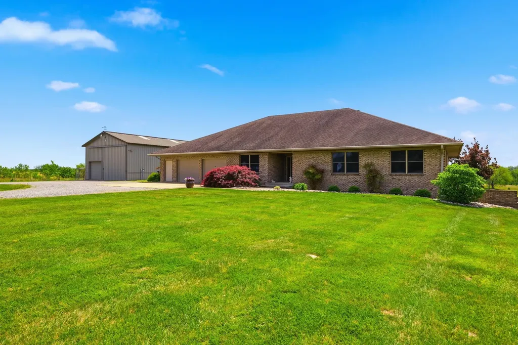 1285 Hopewell Road Harrodsburg KY 40330