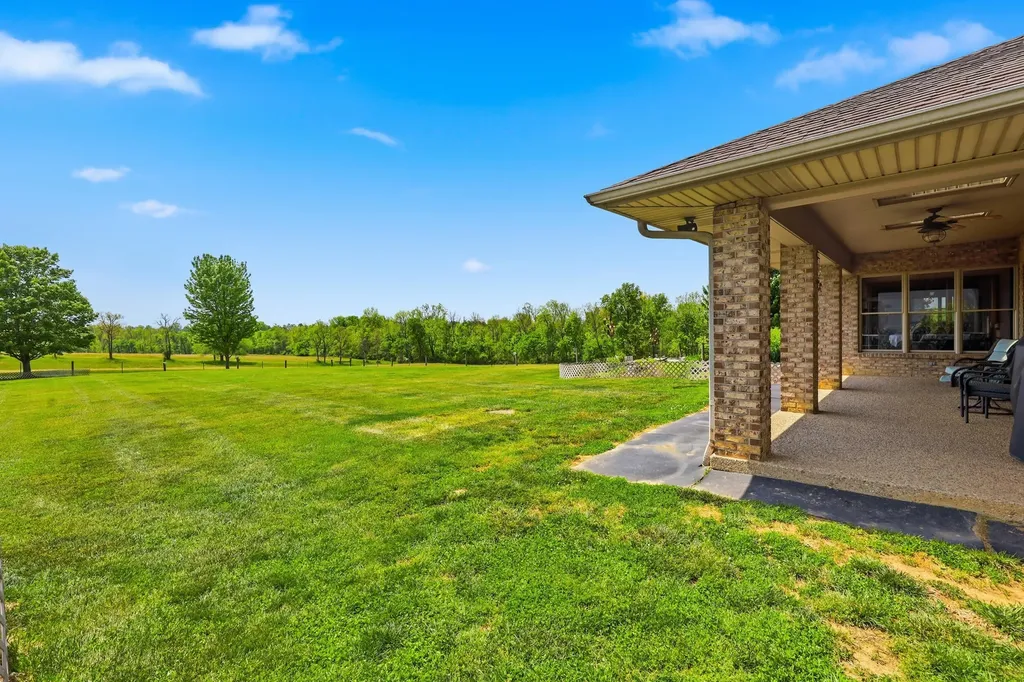 1285 Hopewell Road Harrodsburg KY 40330