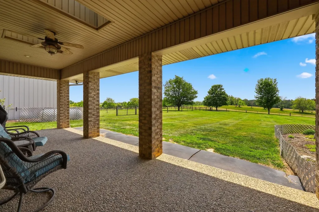 1285 Hopewell Road Harrodsburg KY 40330