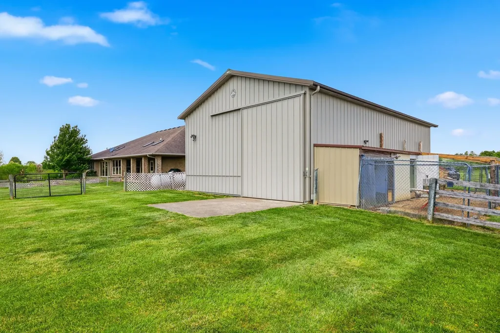1285 Hopewell Road Harrodsburg KY 40330