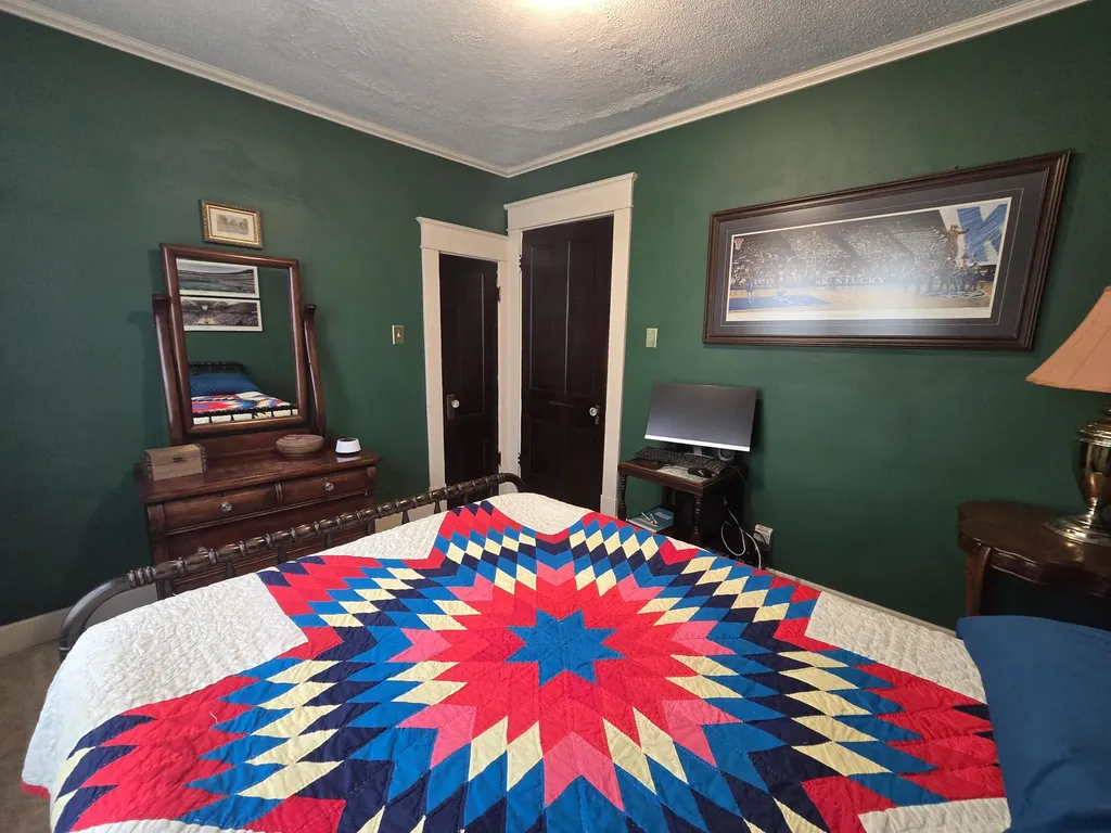 301 S 3rd Street Nicholasville KY 40356