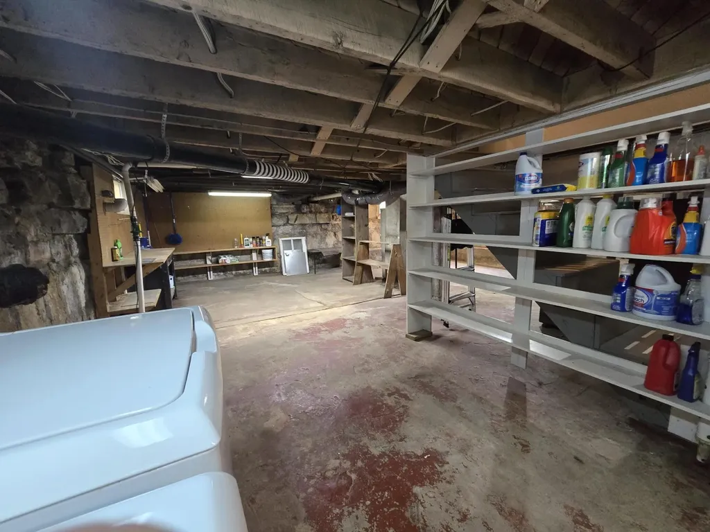 301 S 3rd Street Nicholasville KY 40356