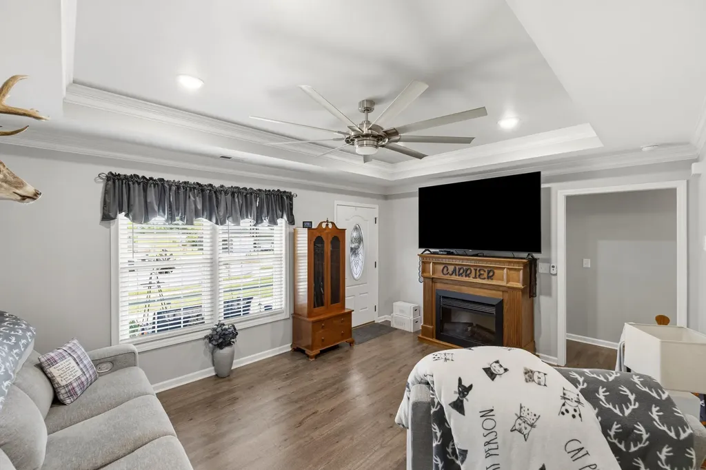 2012 Lucille Routt Court Lawrenceburg KY 40342