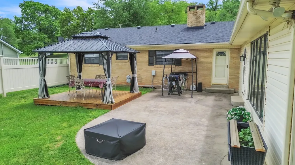 117 Bash Avenue Somerset KY 42501