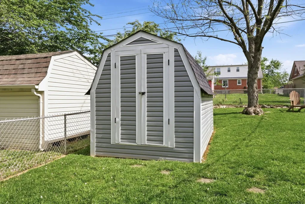 421 Pasadena Drive Lexington KY 40503