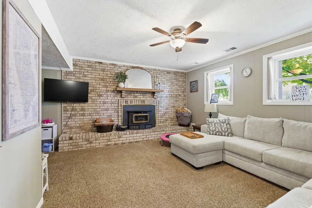 421 Pasadena Drive Lexington KY 40503