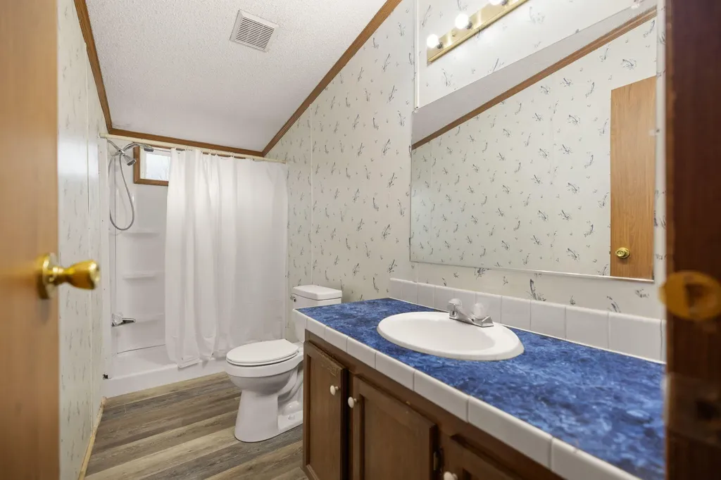 1195 Science Ridge Road Jeffersonville KY 40337