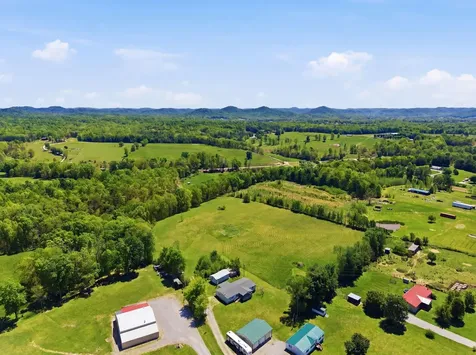 1195 Science Ridge Road Jeffersonville KY 40337