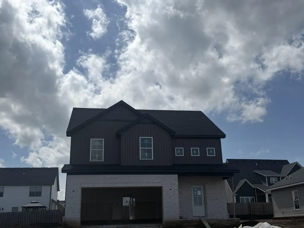 136 Patchen Drive Nicholasville KY 40356