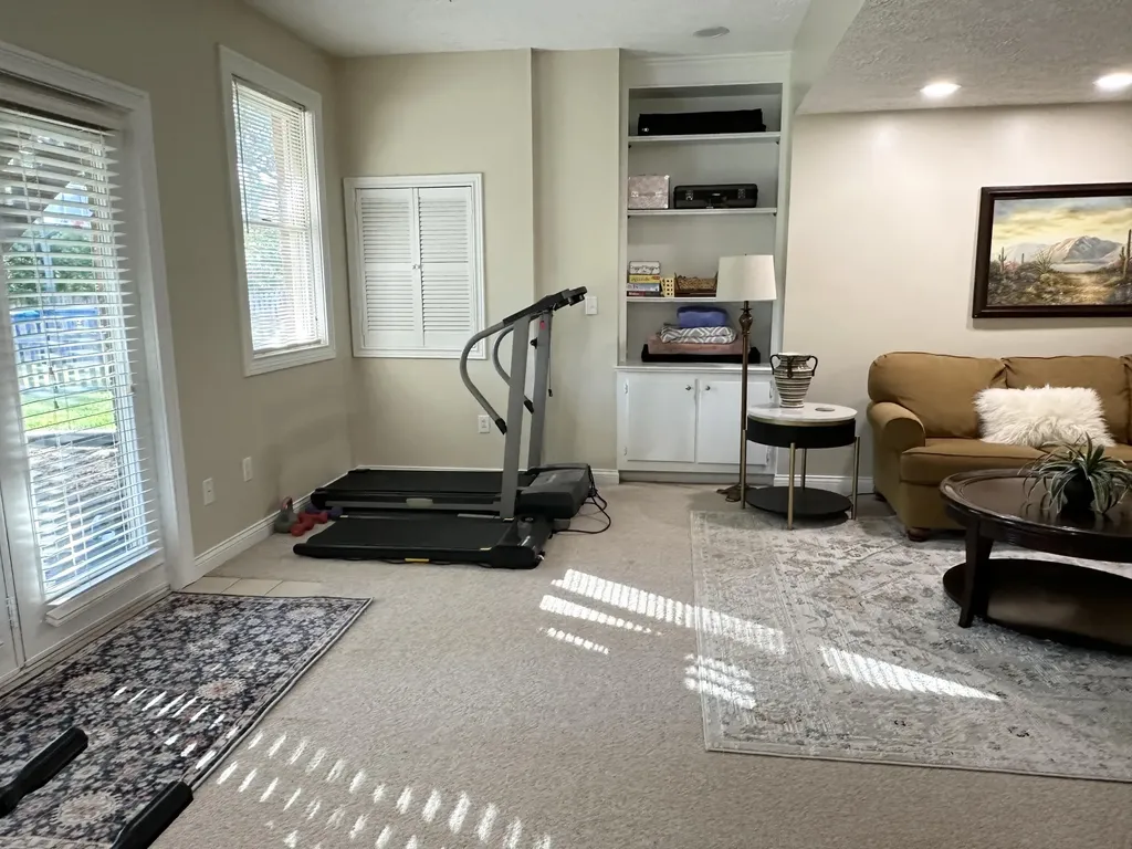 4273 Palmetto Drive Lexington KY 40513