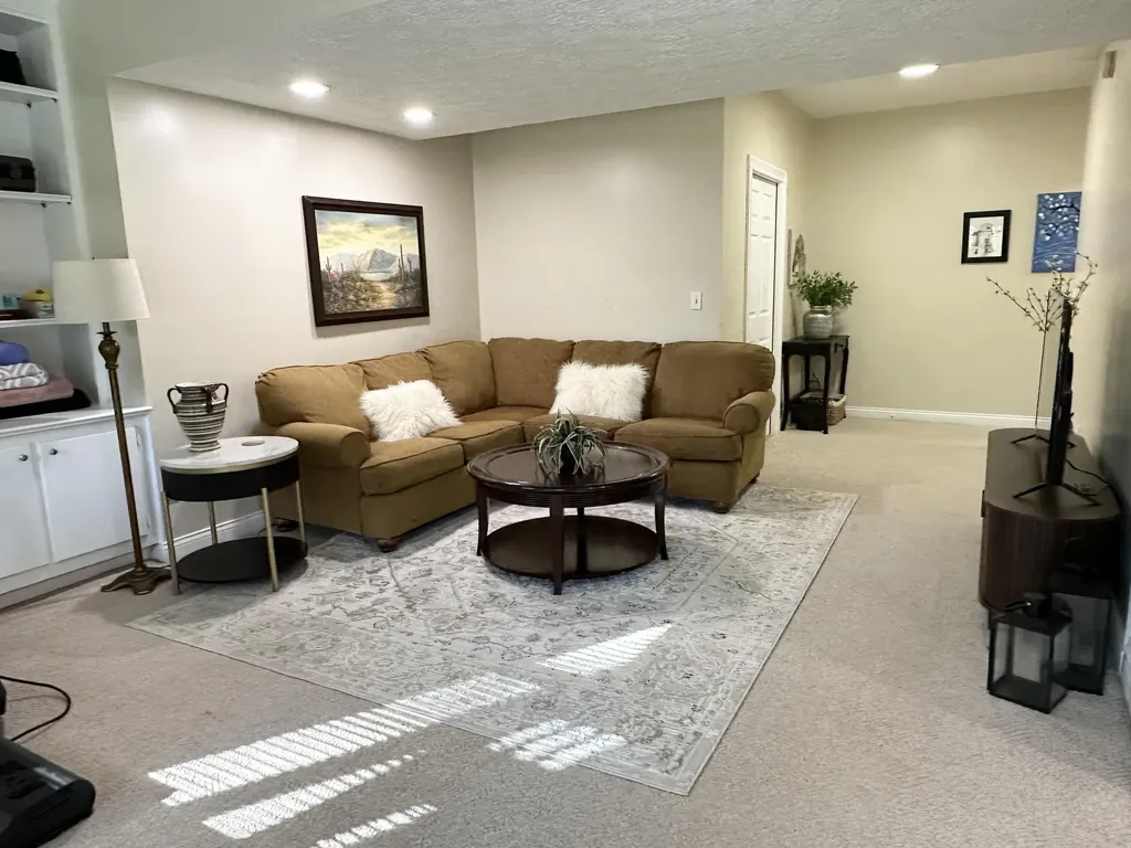 4273 Palmetto Drive Lexington KY 40513