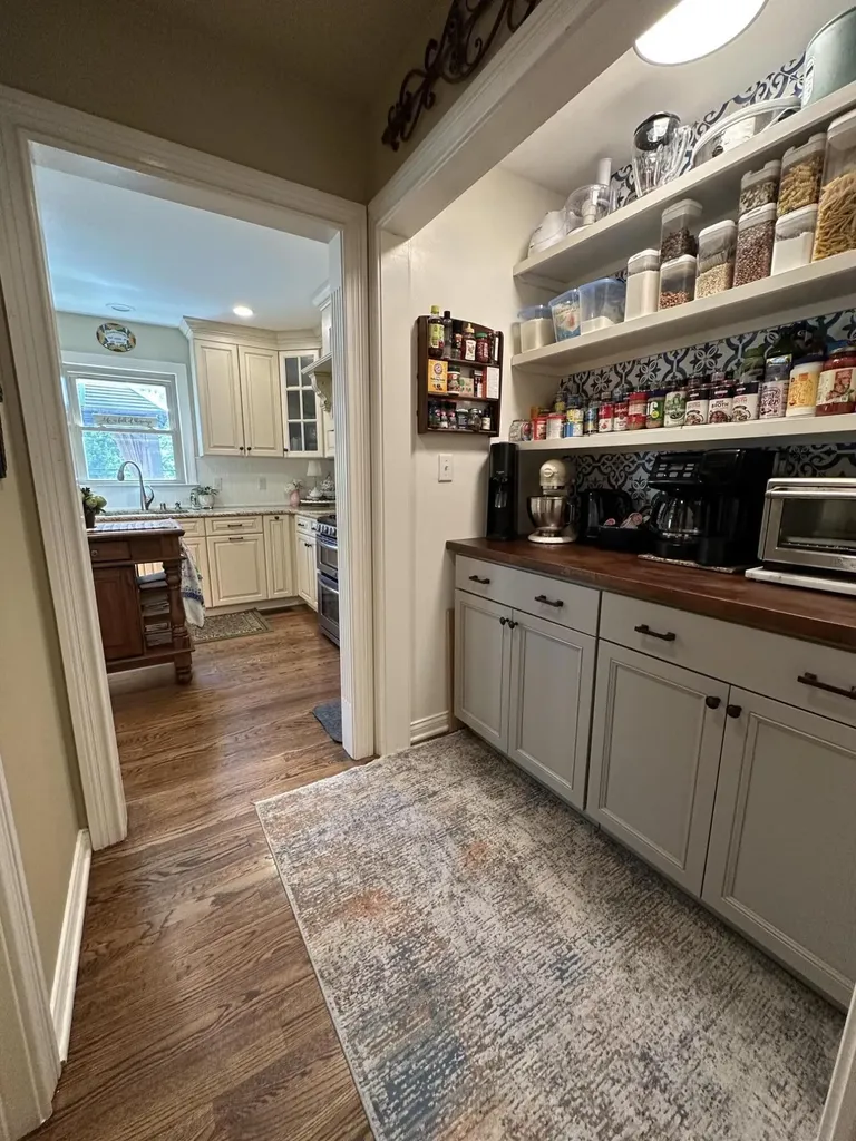 4273 Palmetto Drive Lexington KY 40513