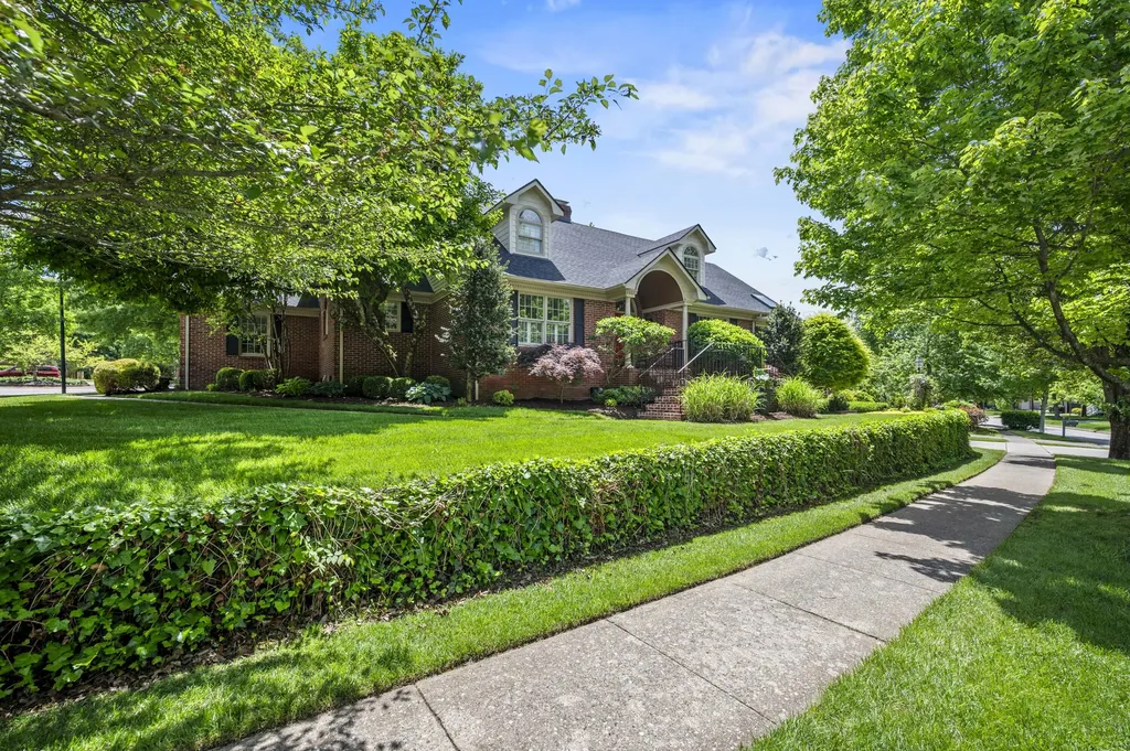 3964 Palomar Boulevard Lexington KY 40513