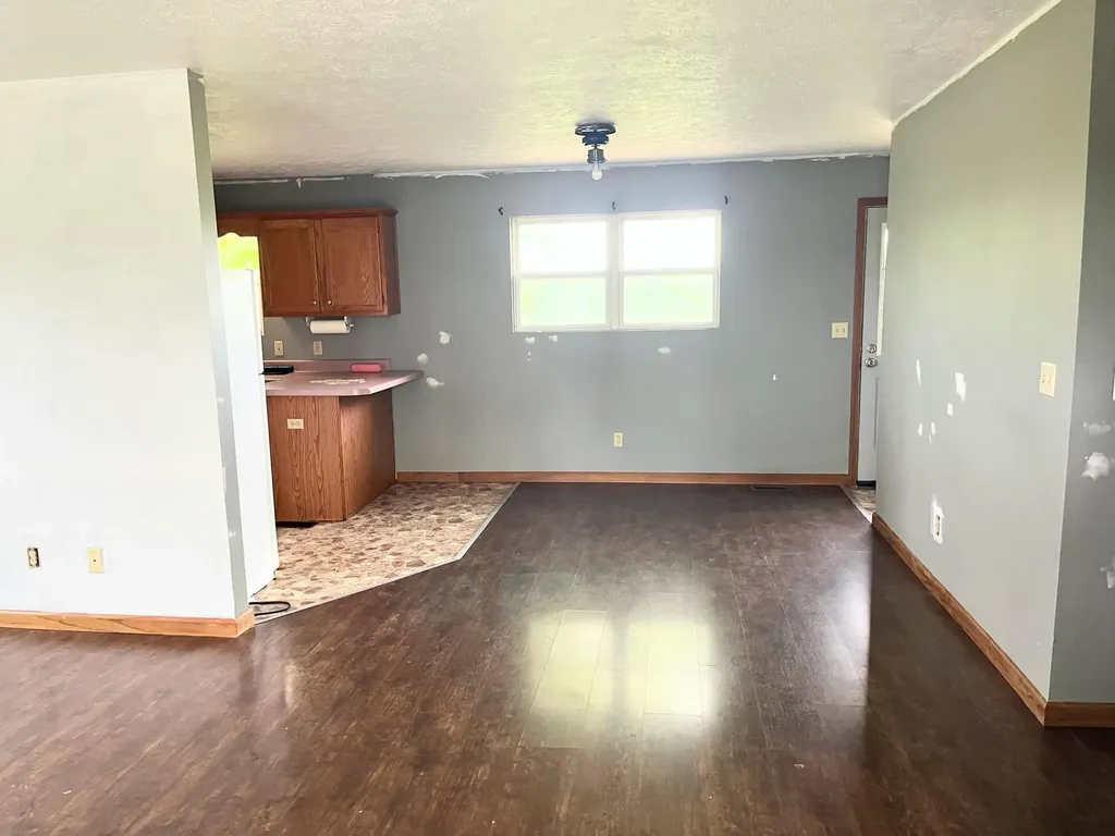 3824 Hickory Nut Road Nancy KY 42544