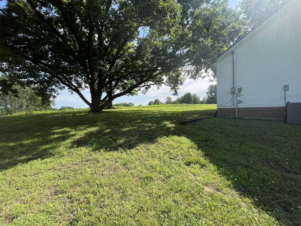 3824 Hickory Nut Road Nancy KY 42544