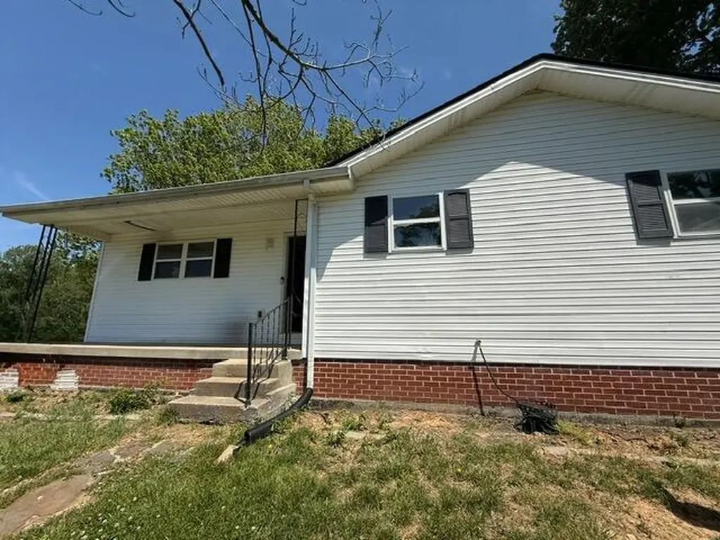 3824 Hickory Nut Road Nancy KY 42544