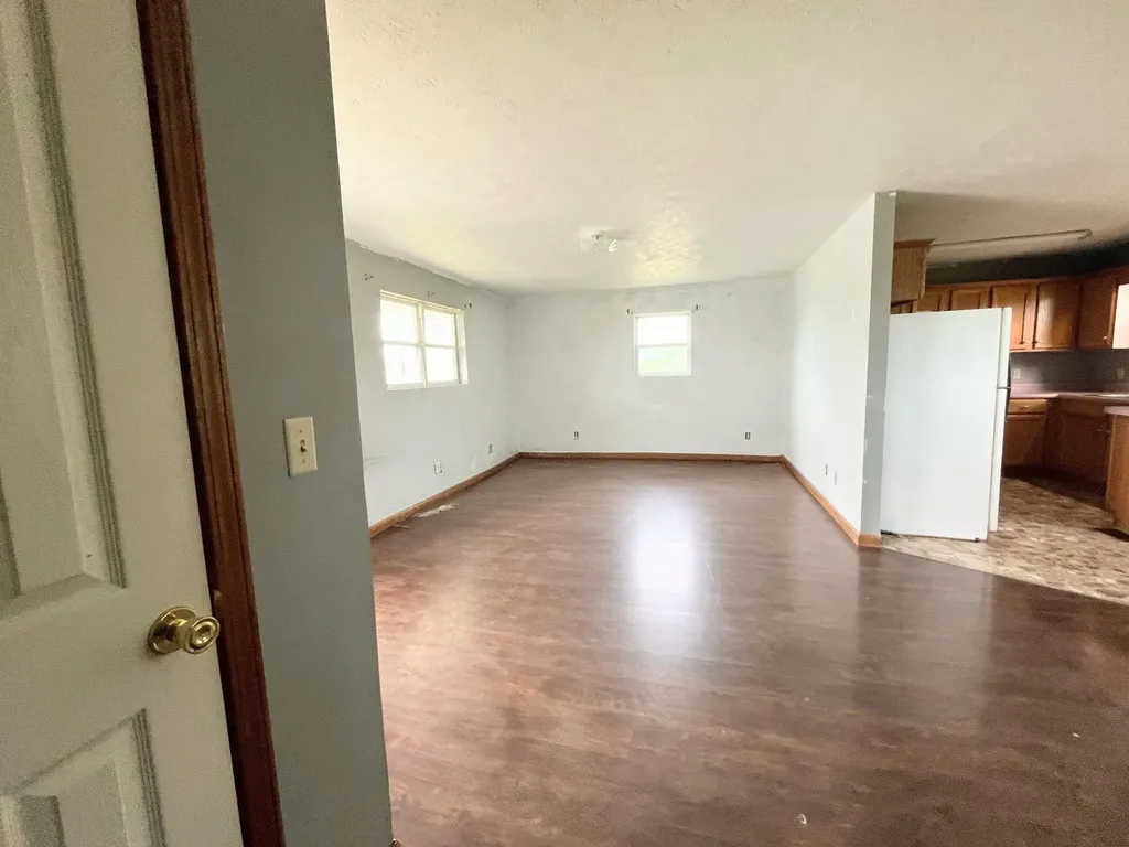 3824 Hickory Nut Road Nancy KY 42544