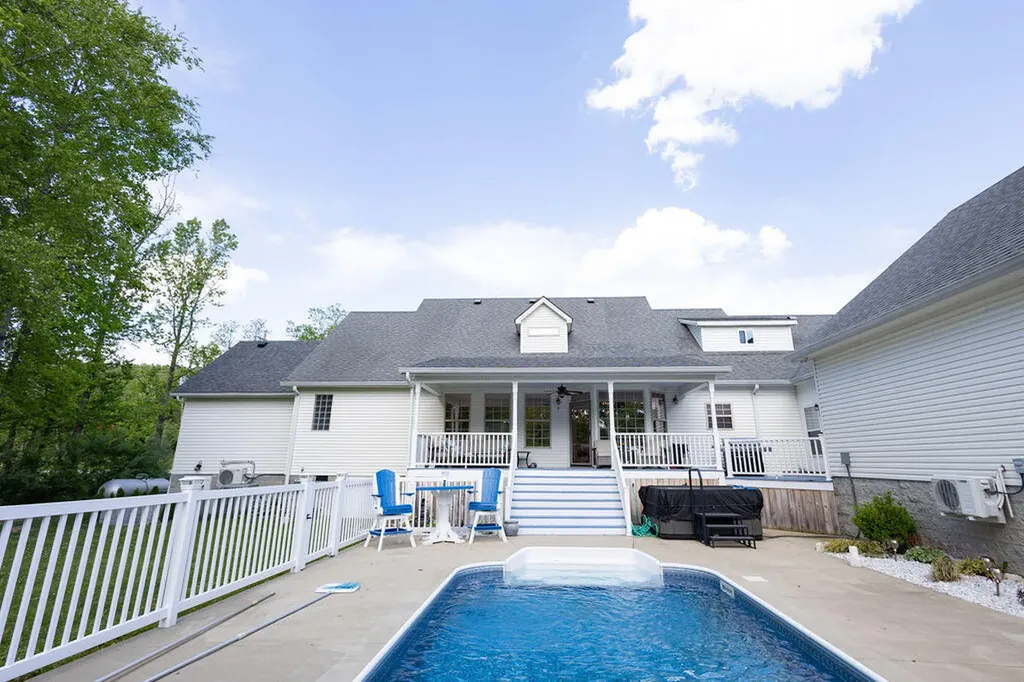 135 Arrowhead Drive Morehead KY 40351