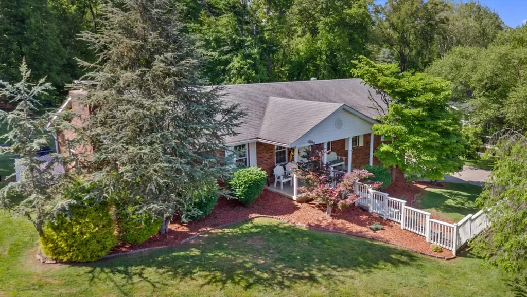 2902 Camellia Drive Flatwoods KY 41139