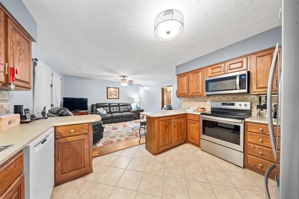 2902 Camellia Drive Flatwoods KY 41139