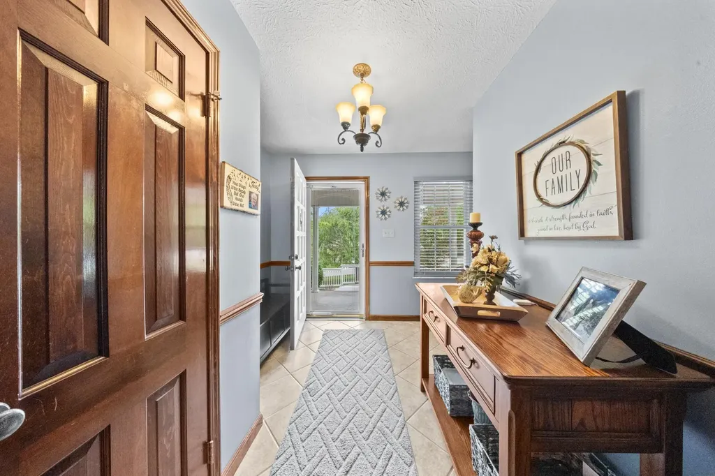 2902 Camellia Drive Flatwoods KY 41139