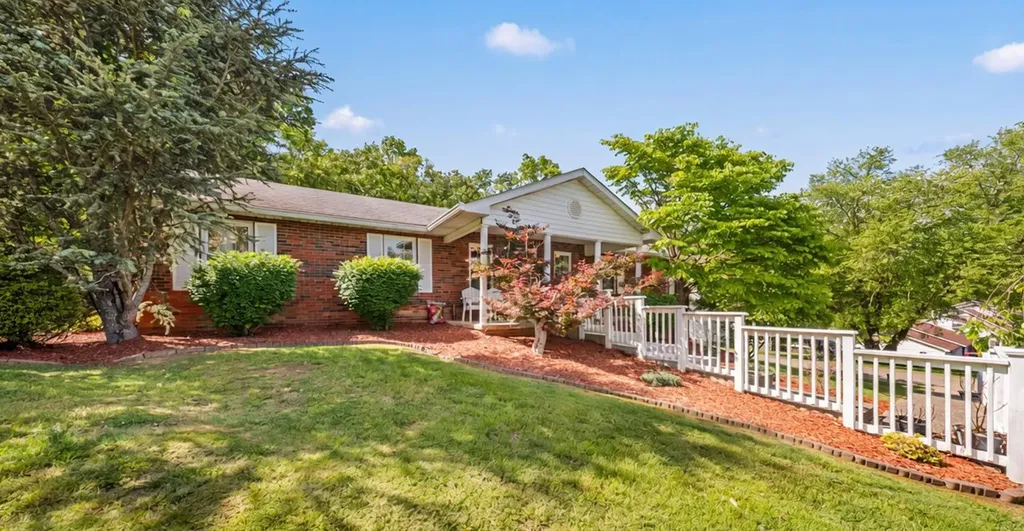 2902 Camellia Drive Flatwoods KY 41139